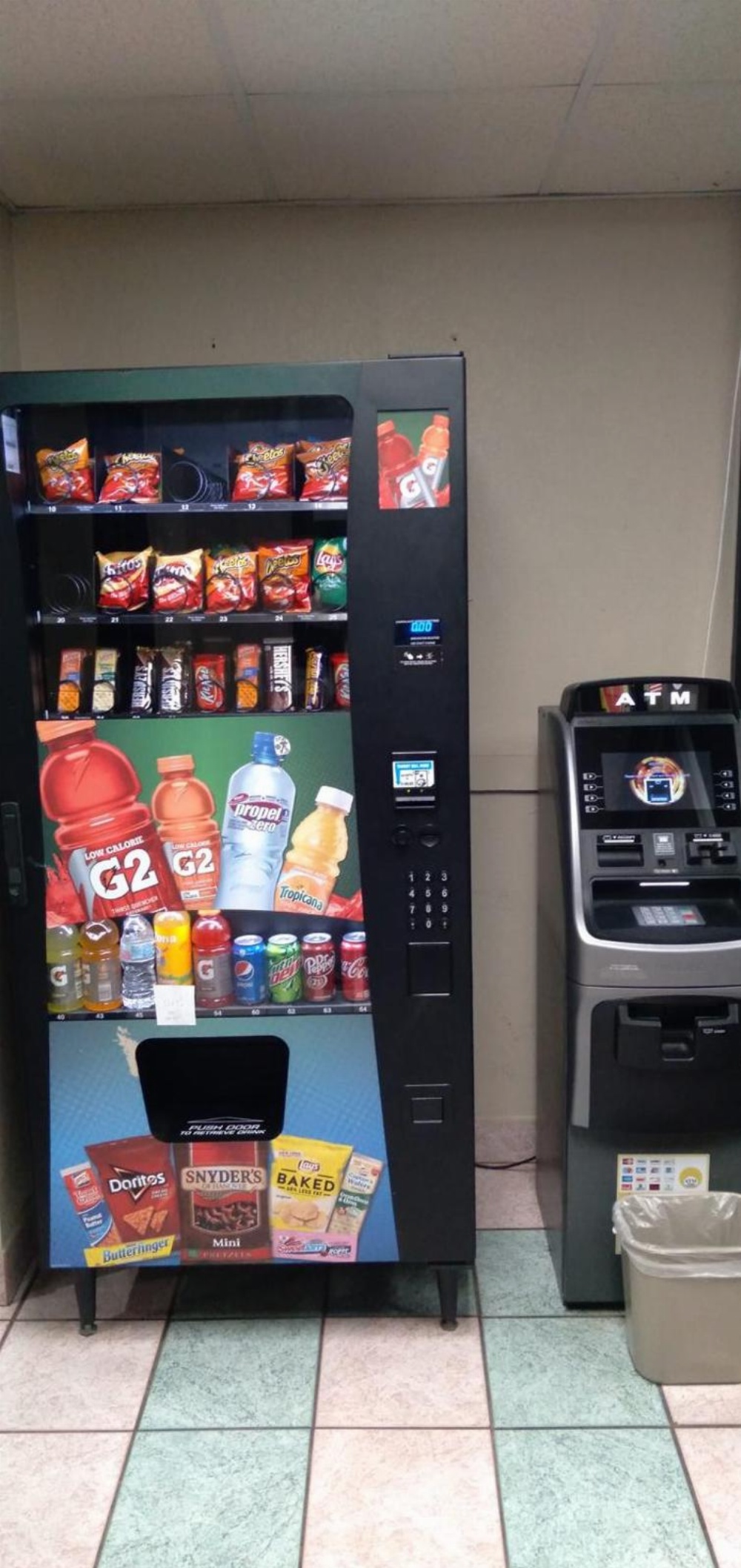 Deluxe King Room - Non-Smoking